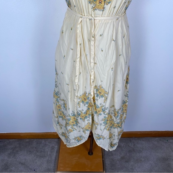 Urban Outfitters Floral Handkerchief Hem Midi Dress Butter Yellow Beige XS NWT - Picture 6 of 16